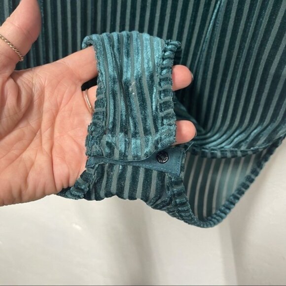 Shein Bodysuit M - Picture 5 of 5